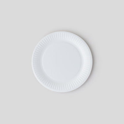 Monoprix maison Assiettes Blanches en Carton 18cm x50 Monoprix maison Assiettes Blanches en Carton 18cm x50